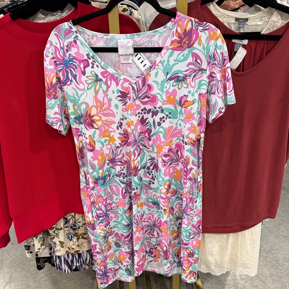 Women's Floral V-Neck Short Sleeve Tunic - Pink Multi
